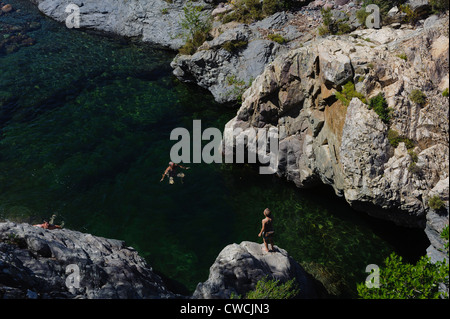 Swimming in river Frango, Corse, France Banque D'Images