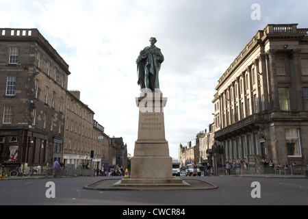 Le roi George IV quatrième statue George street et Hanover Street Edinburgh scotland uk united kingdom Banque D'Images