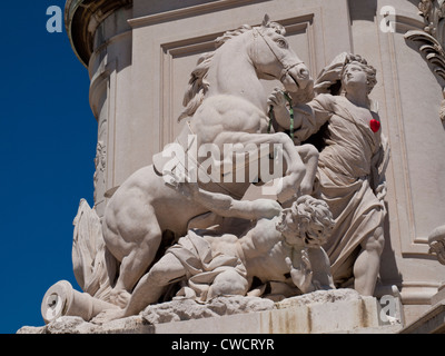 Détail de D. Jose je statue équestre en Comercio Square au centre-ville de Lisbonne Banque D'Images