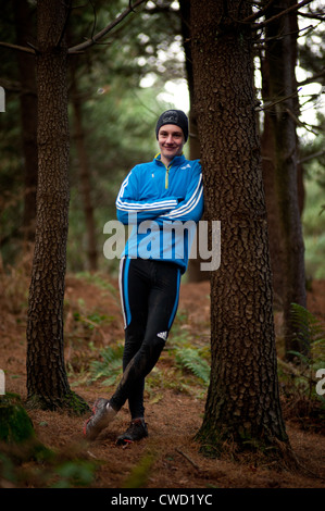 Champion du monde de triathlon et médaillée d'or aux Jeux Olympiques, Alistair Brownlee dans Otley Chevin, North Yorkshire, Angleterre. Banque D'Images