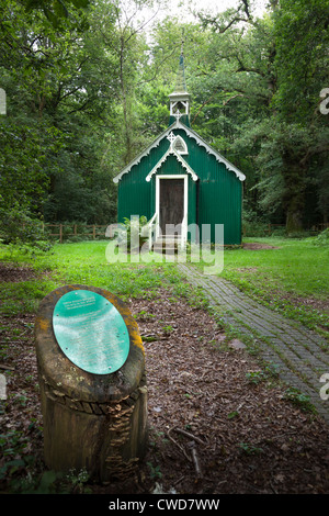 Itchen supérieure Église bénéfice ' l'église dans les bois", d'un fer église construite en 1883 pour les roturiers, charbonniers et tsigane sur itinerents Bramdean commun. Banque D'Images