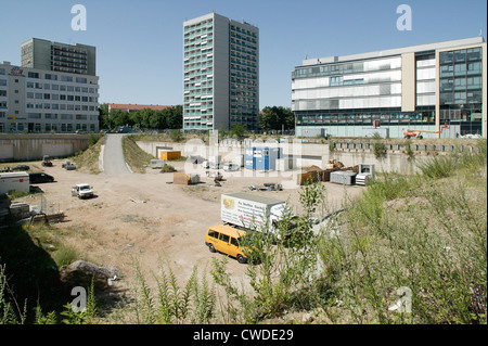 Dresde, rugueux à l'endroit du bâtiment Wiener Platz en face de la gare principale Banque D'Images