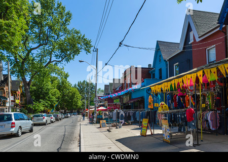 Boutiques de Kensington Avenue dans le quartier de Kensington Market, Toronto, Ontario, Canada Banque D'Images