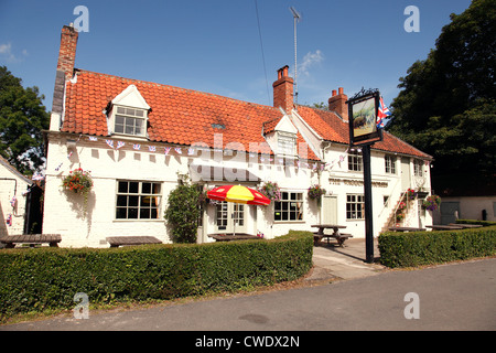 The Waggon & Horses public house dans le village de Manraj Sekhon, Nottinghamshire, Angleterre, Royaume-Uni Banque D'Images