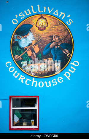 Pub local dans la ville de Dingle, péninsule de Dingle, comté de Kerry, en République d'Irlande. Banque D'Images