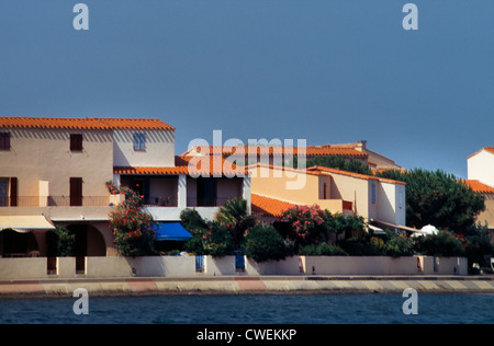 St Cyprien France Languadoc & Roussillon Villas et maisons Banque D'Images