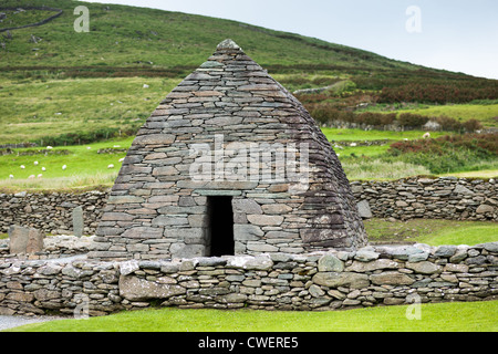 L'Oratoire Gallerus (neuvième siècle Église chrétienne), près de Ballyferriter, péninsule de Dingle, comté de Kerry, Irlande. Banque D'Images