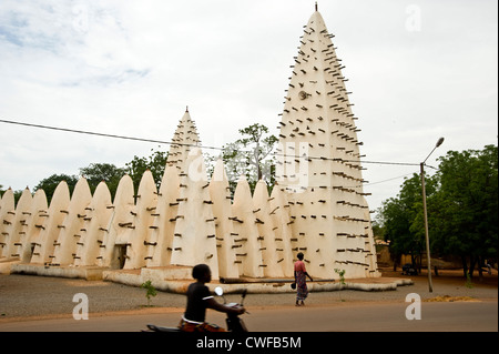 Grande mosquée, Bobo-Dioulasso, Burkina Faso, Afrique de l'Ouest Banque D'Images