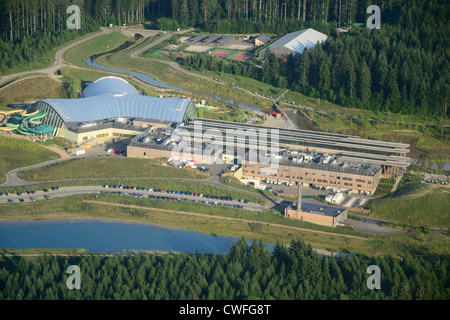 Vue aérienne des Trois Forets holiday park par Center Parcs Hattigny, près de Sarrebourg, Moselle, Lorraine, France Banque D'Images