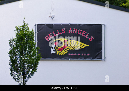 Hells Angels Motorcycle Club gang clubhouse avec emblème sur façade - Heilbronn Biberach Allemagne Europe Banque D'Images