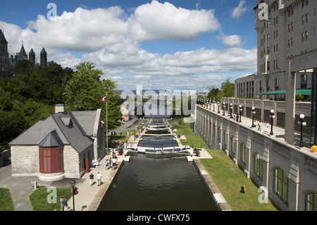 Ottawa - Les écluses du canal Rideau à la colline du Parlement Banque D'Images