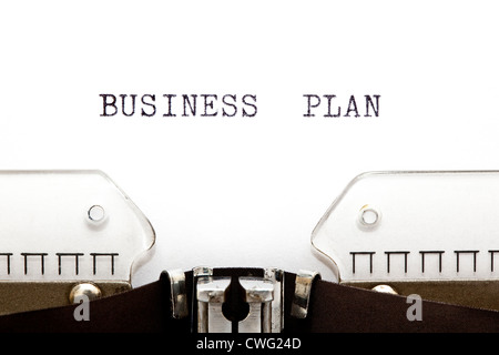 Concept image avec Business Plan imprimé sur une vieille machine à écrire Banque D'Images