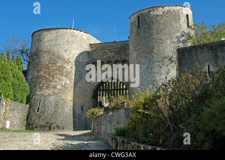 Port La Bergere, remparts et portculllis de l'extérieur. Le Dorat. Banque D'Images