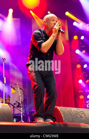 Singer Jimmy Somerville sur scène au Festival de rembobinage Henley on Thames 2012. Par0258 Banque D'Images