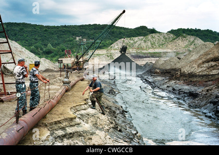 L'exploitation minière de l'ambre dans la moissonneuse-batteuse (Jantarny Palmnicken), Kaliningrad, Russie Banque D'Images