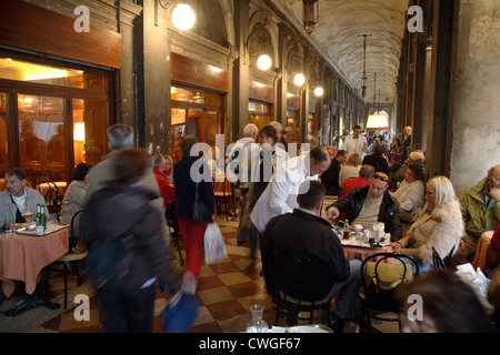 Venise, le grand café Quadri Sur la Place Saint-Marc Banque D'Images