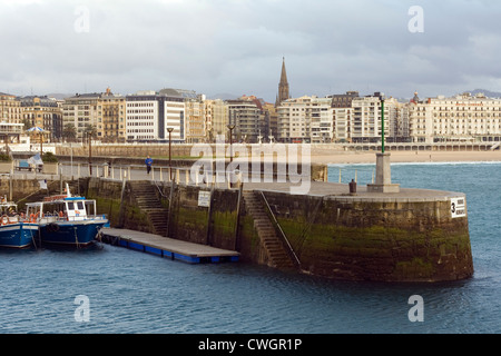 Port de pêcheur à San Sebastian Banque D'Images