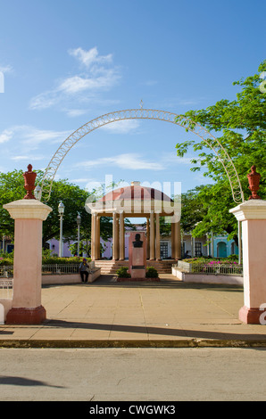 Gazebo de Plaza Mayor à main square Remedios, Cuba. Banque D'Images