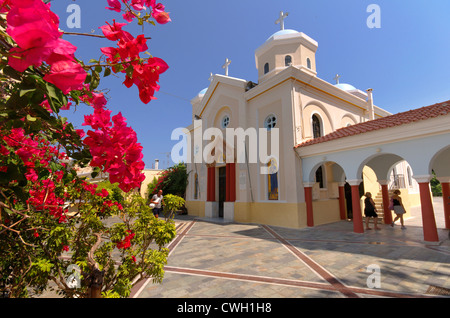 L'église grecque-orthodoxe de Saint Paraskevi.à la ville de Kos, l'ile de Kos, Dodécanèse, Grèce Groupe. Banque D'Images