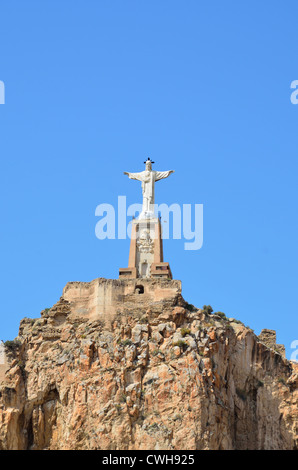 Sculpture de Jésus Christ sur le château mauresque de Monteagudo Banque D'Images