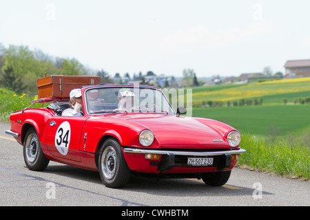 Course de voitures de tourisme Vintage Triumph Spitfire MK IV de 1973 au Grand Prix de Mutschellen, SUI le Avril 29, 2012. Banque D'Images