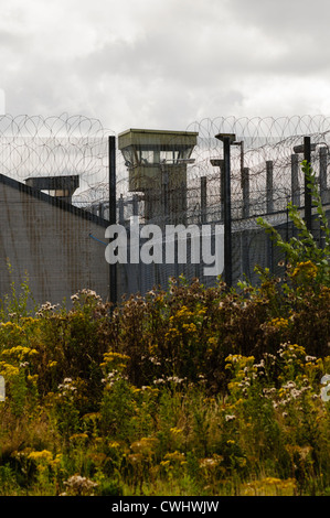 Barrières de sécurité et de guet à la prison de Maze abandonnés (Long Kesh) Banque D'Images