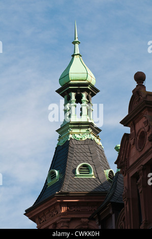 Sur le clocher de l'université et de la bibliothèque dans la vieille ville, Heidelberg, Allemagne. Banque D'Images