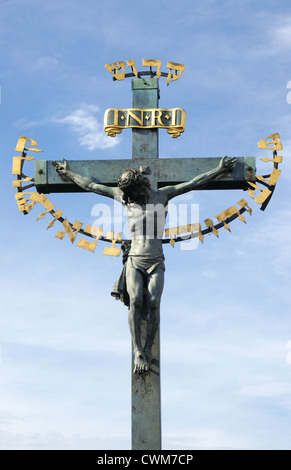 La Crucifixion. La sculpture à l'origine fabriqué en 1629 par H. Hillger fondée sur une conception par W. E. Brohn. Le bronze. Prague. Banque D'Images