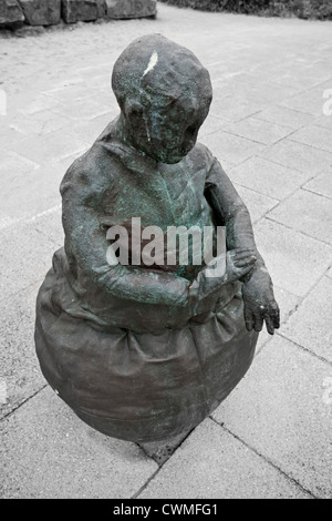 Une sculptur dans le morceau de Conversation pièce à South Shields Tyneside, UK Banque D'Images