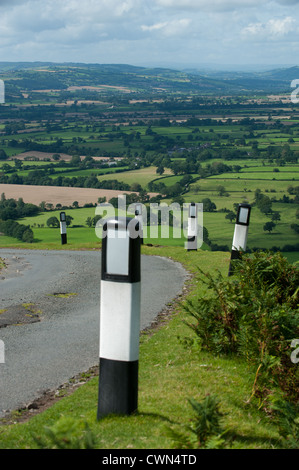 Un virage de la route en haut de la longue Mynd, Shropshire Banque D'Images