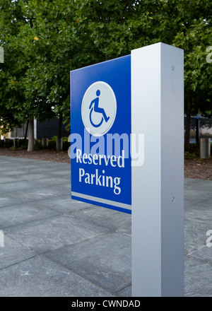 Mobilité réservés parking sign Banque D'Images