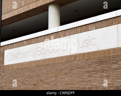 Chetham's School of Music sculpté dans la pierre signer Manchester UK Banque D'Images