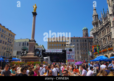 La Marienplatz, Munich, Christopher Street Day, Gay Parade, Bavaria, Germany, Europe Banque D'Images