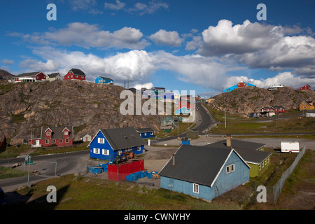 Bâtiments à Sisimiut, la deuxième plus grande ville du Groenland Banque D'Images