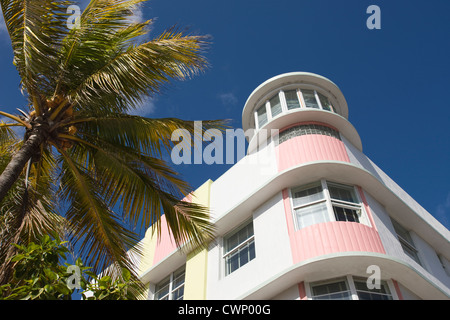 WALDORF TOURS HÔTEL (©ALBERT ANIS 1937) OCEAN DRIVE SOUTH BEACH MIAMI BEACH FLORIDA USA Banque D'Images