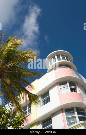 WALDORF TOURS HÔTEL (©ALBERT ANIS 1937) OCEAN DRIVE SOUTH BEACH MIAMI BEACH FLORIDA USA Banque D'Images