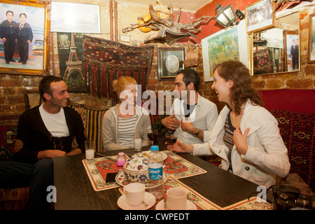 Turquie, Istanbul, Sultanahmet, Yerebatan Caddesi, Aya Sofia Büfesi Banque D'Images