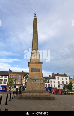 L'Obélisque au Market Square, Ripon, North Yorkshire, Angleterre, Royaume-Uni. Banque D'Images