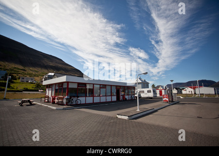 Station service à la campagne d'Islande, région Westfjords, Europe Banque D'Images