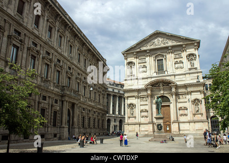 L'Italie, Lombardie, Milan, San Fedele square Banque D'Images