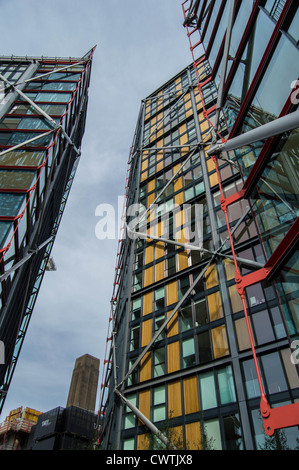 Neo Bankside, à côté de la Tate Modern, Southwark, London SE1 conçu par Rogers Stirk Harbour et partenaires Banque D'Images