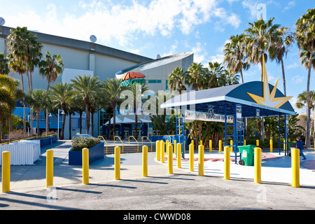 Entrée au Tropicana Field Stadium à St. Petersburg, Floride Banque D'Images