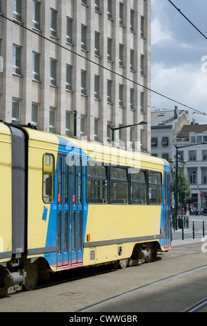 Un tramway de la rue à Bruxelles Belgique Banque D'Images