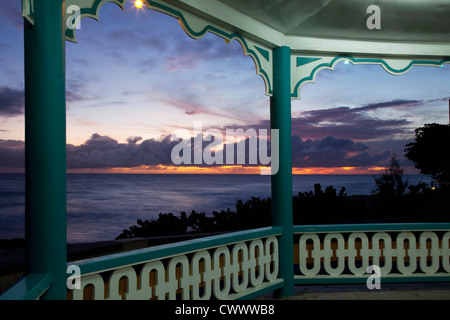 Coucher du soleil vu du belvédère orné Banque D'Images