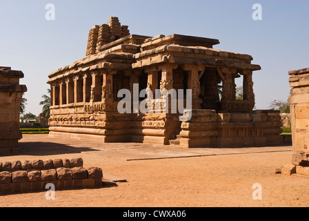 L'Inde, Karnataka Elk201-2737, Aihole, temple de Durga Banque D'Images