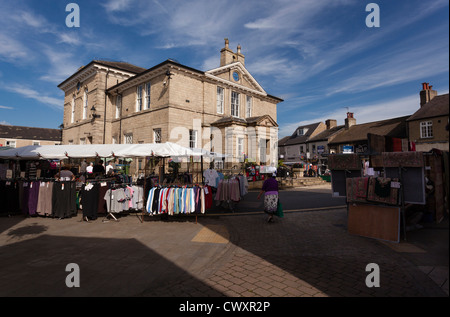 Wetherby Hôtel de Ville, construit en 1845, le bâtiment a servi à la cour des magistrats de la ville jusqu'en 1962. Banque D'Images