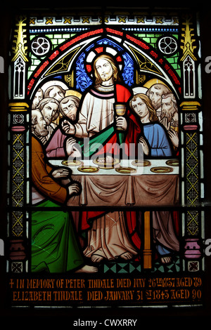 Vitrail représente la Dernière Cène dans l'église St Mary à Morpeth, Northumberland, Angleterre. Banque D'Images