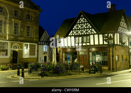 Henley-in-Arden dans la nuit, dans le Warwickshire, Royaume-Uni Banque D'Images