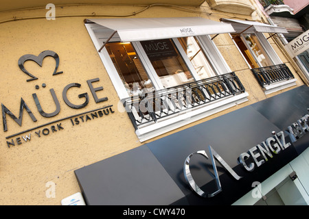 La Turquie, Istanbul, Abdi Ipekci Caddesi, Nisantasi, Juwelier Müge Banque D'Images