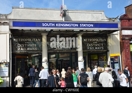 La station de métro South Kensington London Banque D'Images